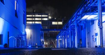 Lange Nacht der Industrie: Besuch zur blauen Stunde bei Budenheim