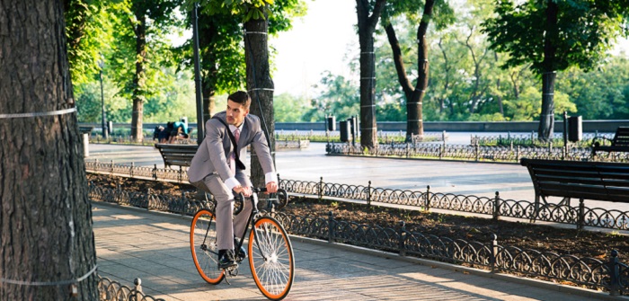 Mit dem Fahrrad zur Arbeit – so können Unternehmen unterstützen