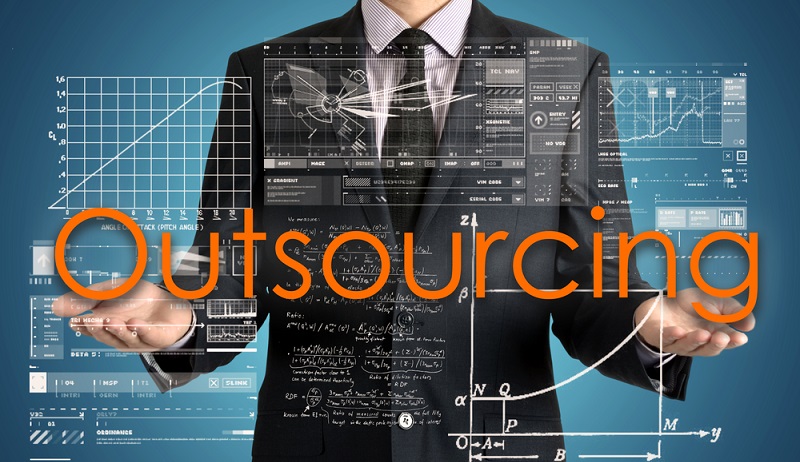 IT-Outsourcing ist längst ein vielfach erprobtes Mittel zur Kostenersparnis und Konzentration auf das Kerngeschäft eines Unternehmens. (#01)