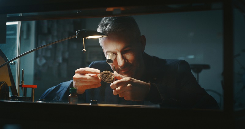 Gern teilt man bei A. Lange & Söhne die Leidenschaft für schöne Uhren, wobei eine einmalige Optik mit einer hochwertigen Technologie Hand in Hand geht.  ( Foto: Shutterstock-HQuality)