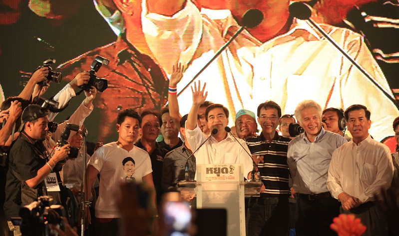 Der Thailänder Abhisit Vejjajiva ist nicht unbestritten gewesen, solange er bis März 2019 an der Spitze seiner Partei stand. ( Foto: Shutterstock-Naypong Studio )