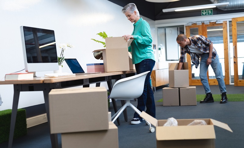 Zieht eine Firma in ein neues Gebäude, dann ist viel Vorbereitung nötig ( Foto: Shutterstock-wavebreakmedia )