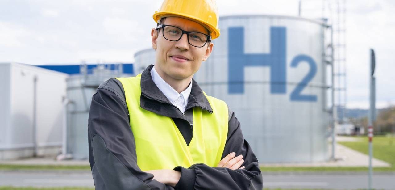 Siemens Energy liefert Elektrolyseure für Wasserstoffprojekt in (Foto: AdobeStock - scharfsinn86 628896276)