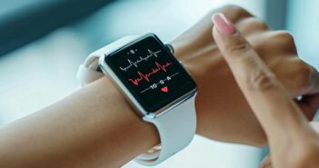 Heart Rate Monitor – Präzise Überwachung für Industrie und Medizintechnik (Foto: AdobeStock - 829556865 abvbakarrr)