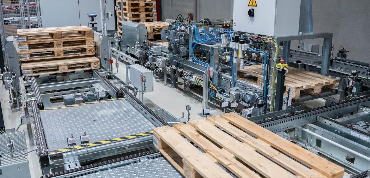 Effizientes Logistikzentrum steigert Produktivität und Automatisierung Effizientes Logistikzentrum steigert Produktivität und (Foto: Unitechnik)