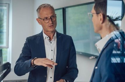 Skalierbare Sicherheitslösungen mit PSIM, Perimeterschutz und KI-Videoüberwachung für (Foto: SCALTEL Gruppe)