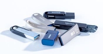 DATA REVERSE rekonstruiert schwer beschädigte USB-Sticks mit professioneller (Foto: DATA REVERSE Datenrettung - Bindig Media GmbH)