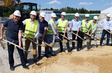 Power-to-Heat-Lösung in Sulzbach-Rosenberg startet massive prozessnahe Dekarbonisierung industrieller (Foto: LEONHARD KURZ Stiftung & Co. KG)