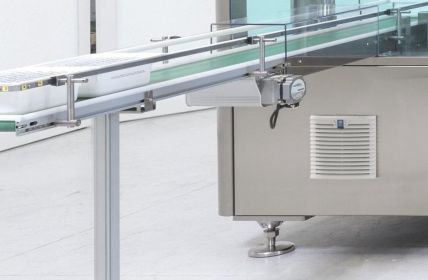 Sintech integriert Montech TB30-Transportbänder nahtlos in hochgeschwindigkeitsfähige modulare (Foto: MONTECH AG)