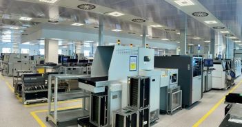 COBO SPA modernisiert SMT-Linie mit AIMEXR und AIMEX III (Foto: COBO SPA)