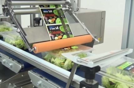 Smarte Etiketten für verpackte Lebensmittel schaffen Transparenz und (Foto: b+b Automations- und Steuerungstechnik GmbH)