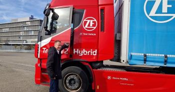 TraXon 2 Hybrid senkt CO2-Emissionen drastisch und spart (Foto: ZF Group)