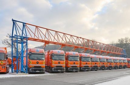 Rüdinger Spedition präsentiert emissionsfreie Stückguttransporte dank innovativer batteriegetriebener (Foto: Rüdinger Spedition GmbH)