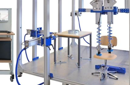 Modulares Prüfsystem Calmar pro.2 hochpräzise für Möbel- und (Foto: Hegewald & Peschke Meß- und Prüftechnik GmbH)