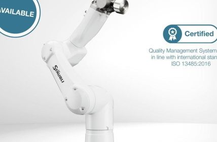 Neuer TX2-60L MedX Ready Roboter optimiert präzise medizinische (Foto: Stäubli Tec-Systems GmbH Robotics)