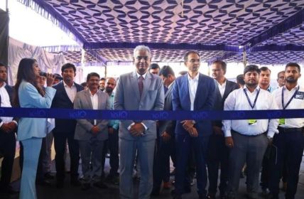 Qlar eröffnet großes Pneumatik-Testcenter in Bangalore mit 680 (Foto: Qlar Europe GmbH)