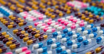 BPI fordert schlankere AMNOG-Prozesse und beschleunigten Patienten-Zugang in (Foto: AdobeStock - Fahroni - 1988255272)