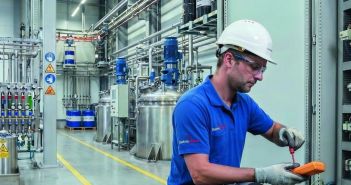 Fremdfirmen sicher einbinden: VdL und BG RCI zeigen (Foto: Verband der deutschen Lack- und Druckfarbenindustrie e.V. (VdL))